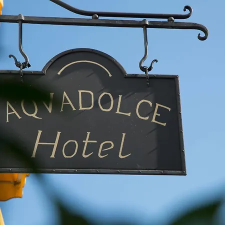 Aquadolce Hotell 3*